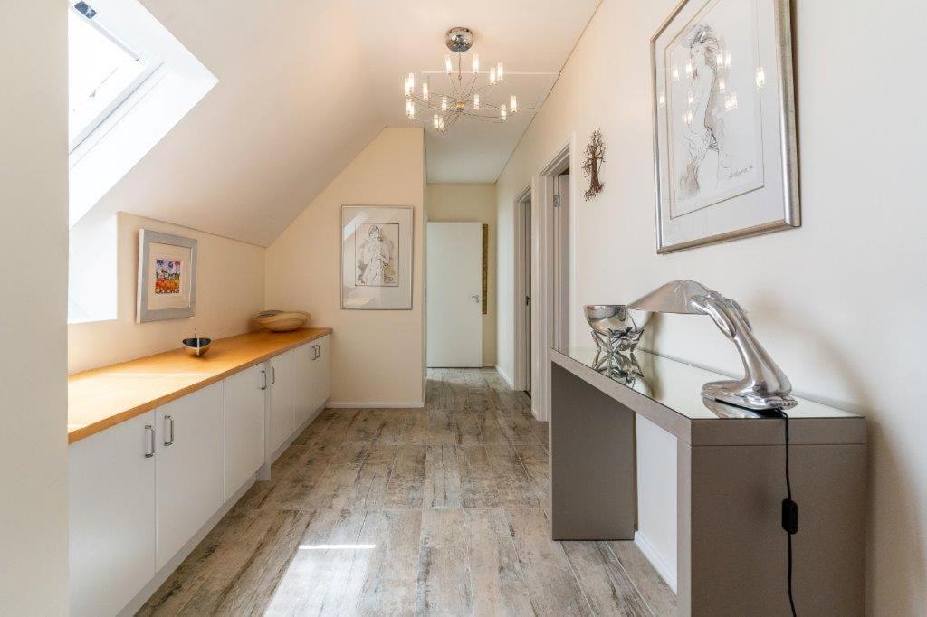 Dolphin Beach Penthouse Apartment