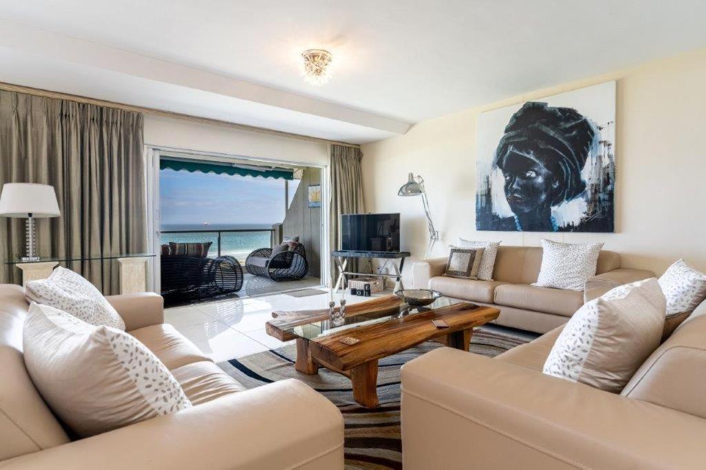 Dolphin Beach Penthouse * Cape Town